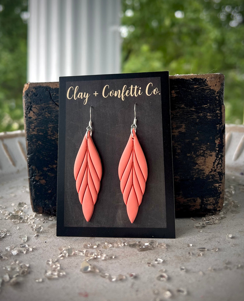 Slim feather dangle coral