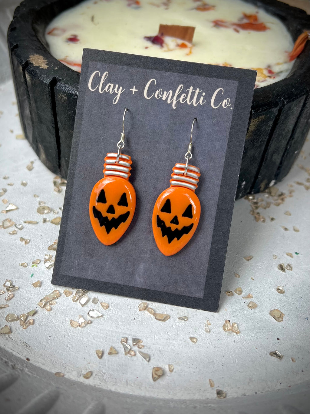 Jack o lantern bulb shiny dangle