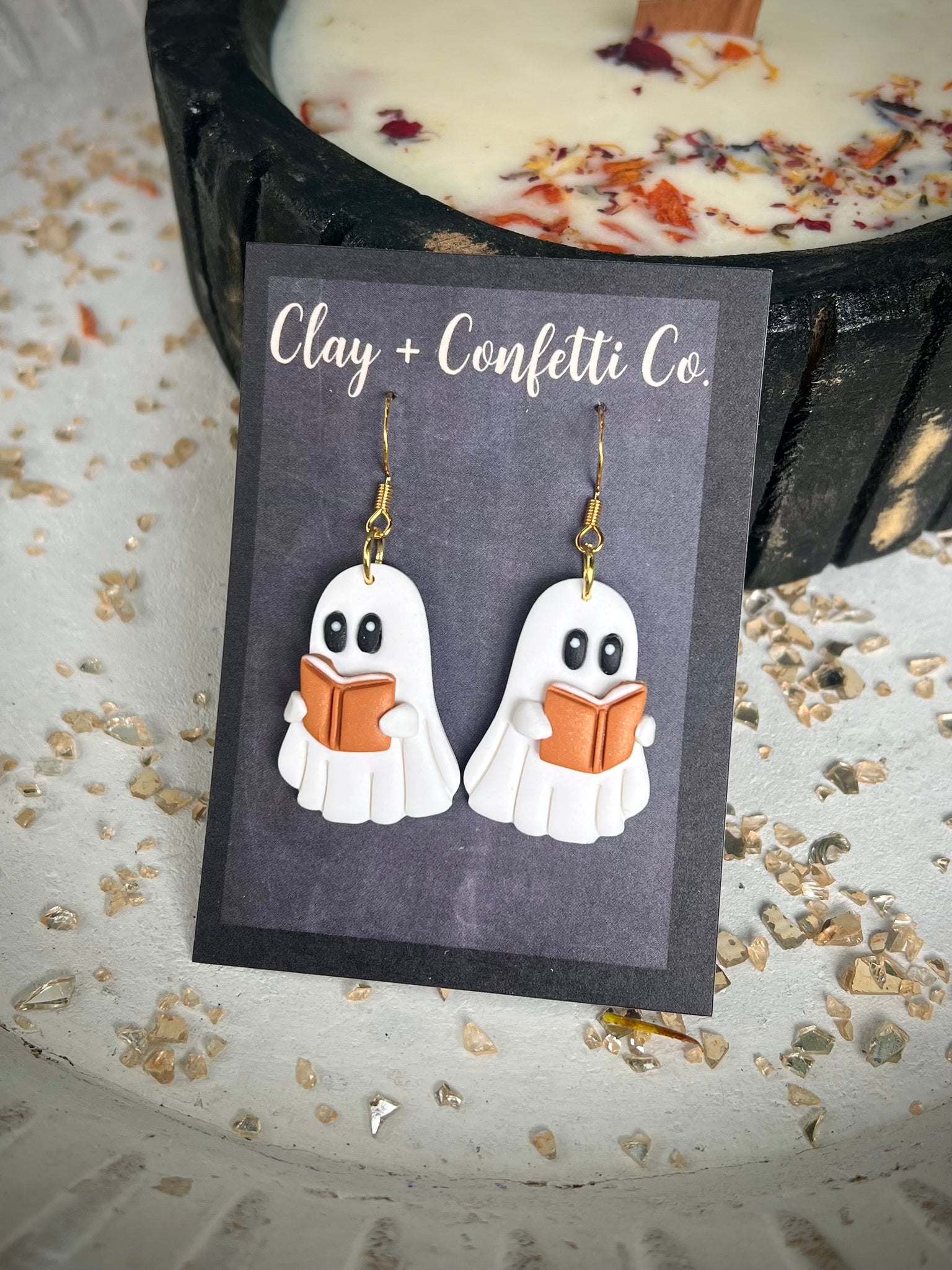 Ghosts read booooooks too