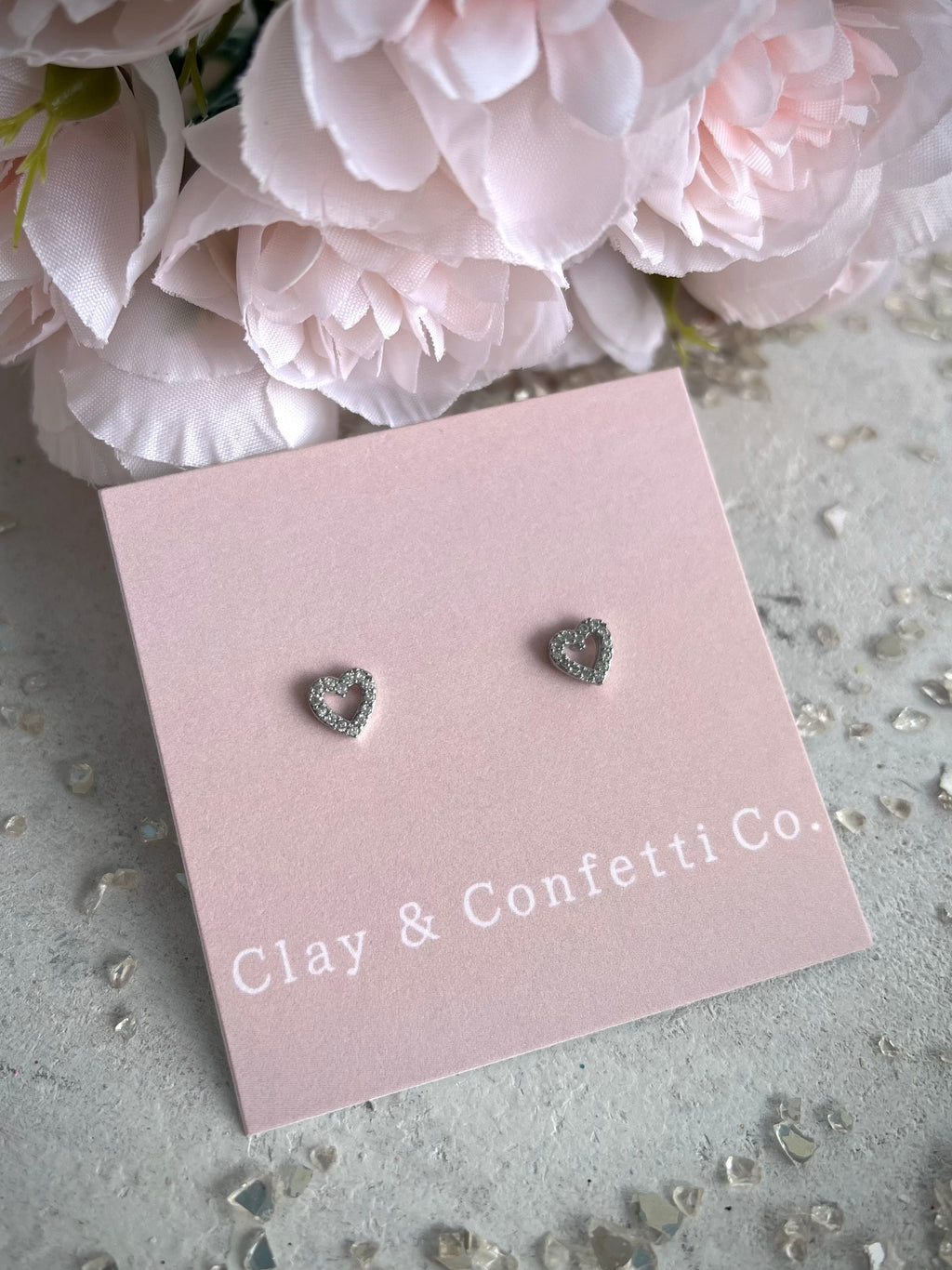 Rhinestone heart stud small