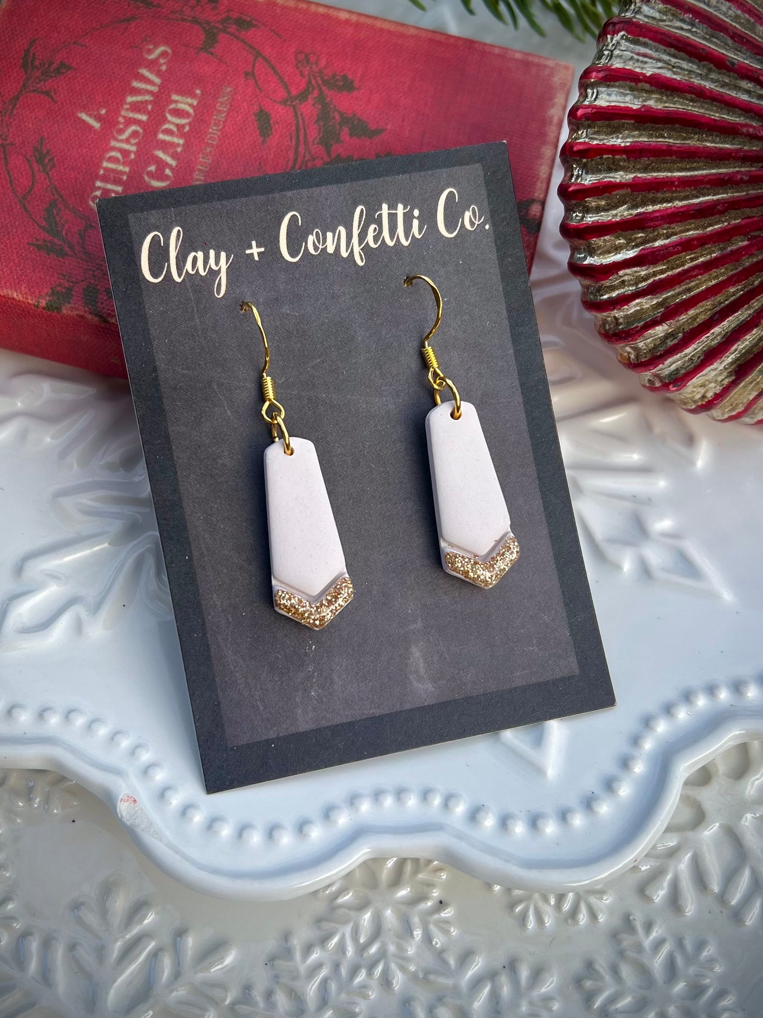 Elegant champagne gold dangle