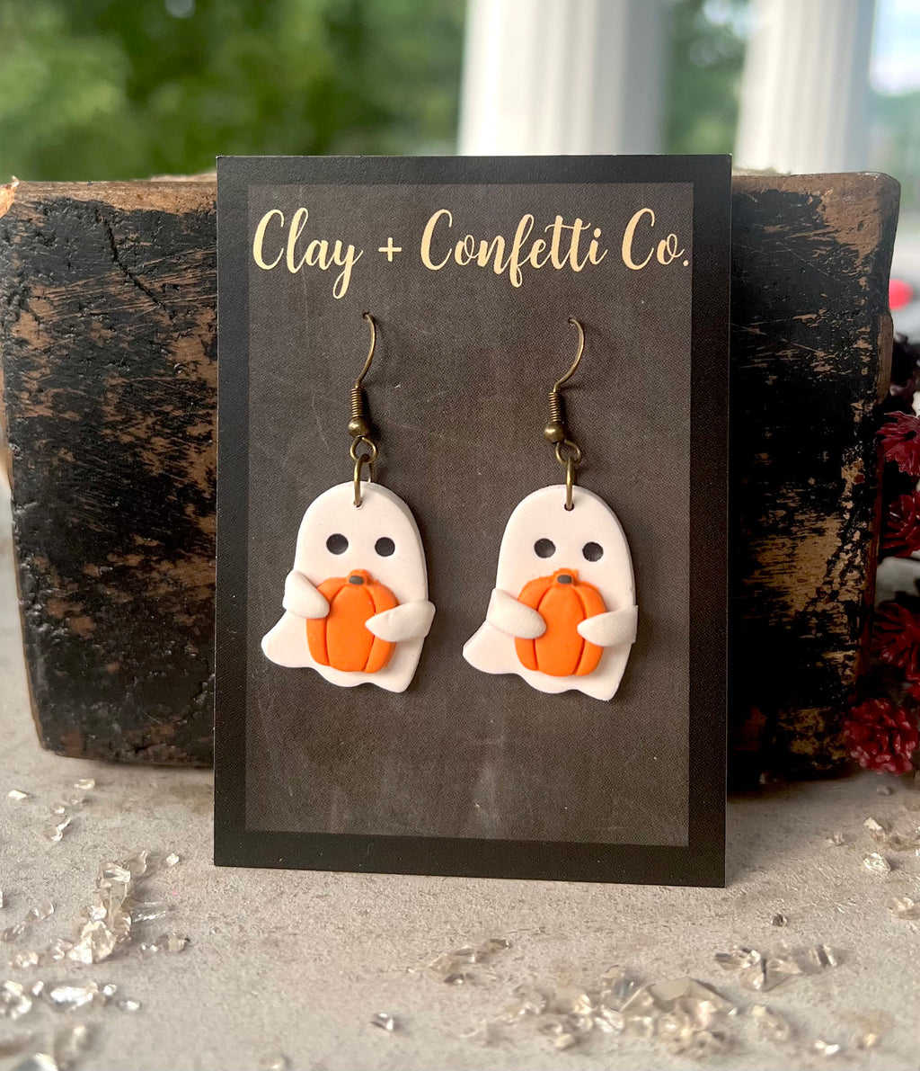 Spooky hugs dangle 2024