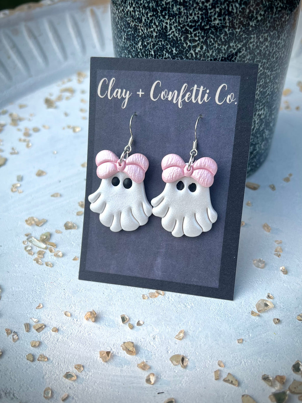 Pearl ghosty with pink bow