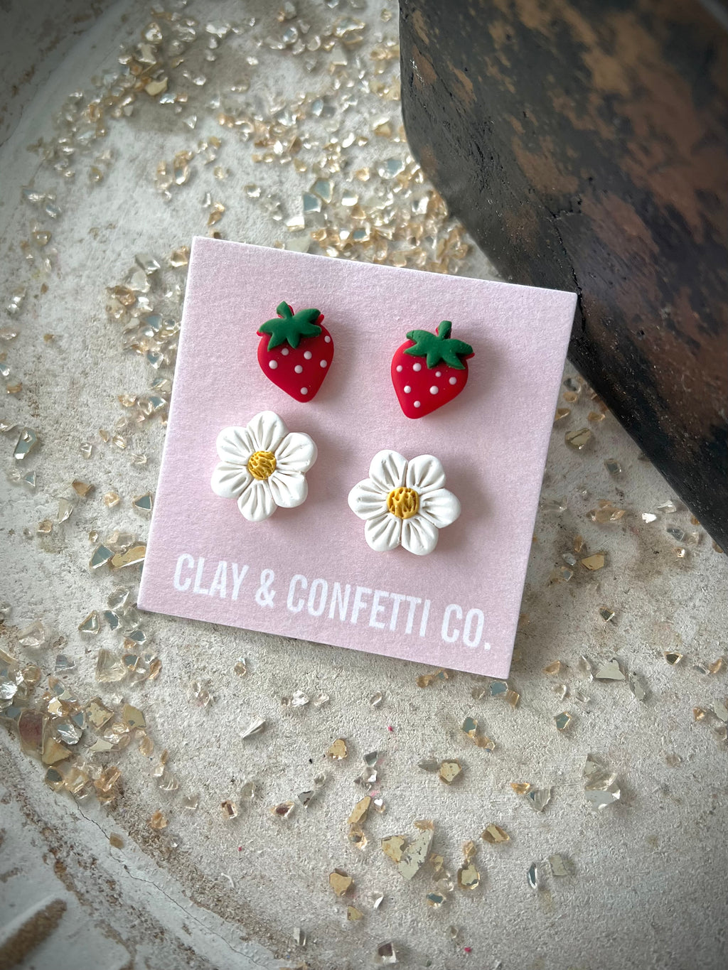 Strawberry flower stud pack