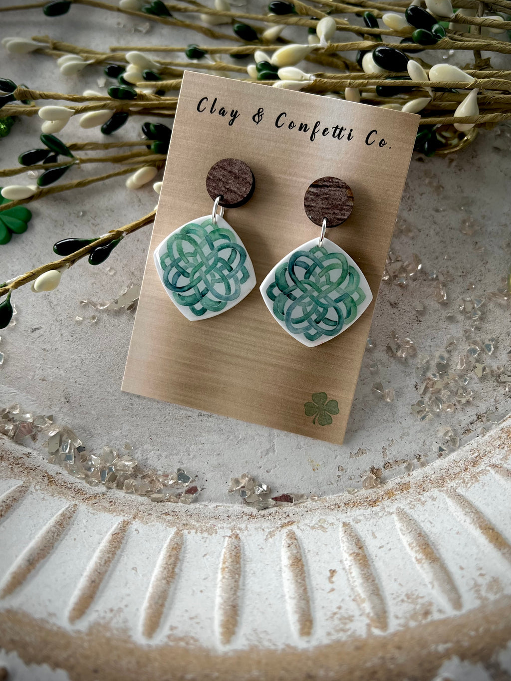 Celtic contour square dangle