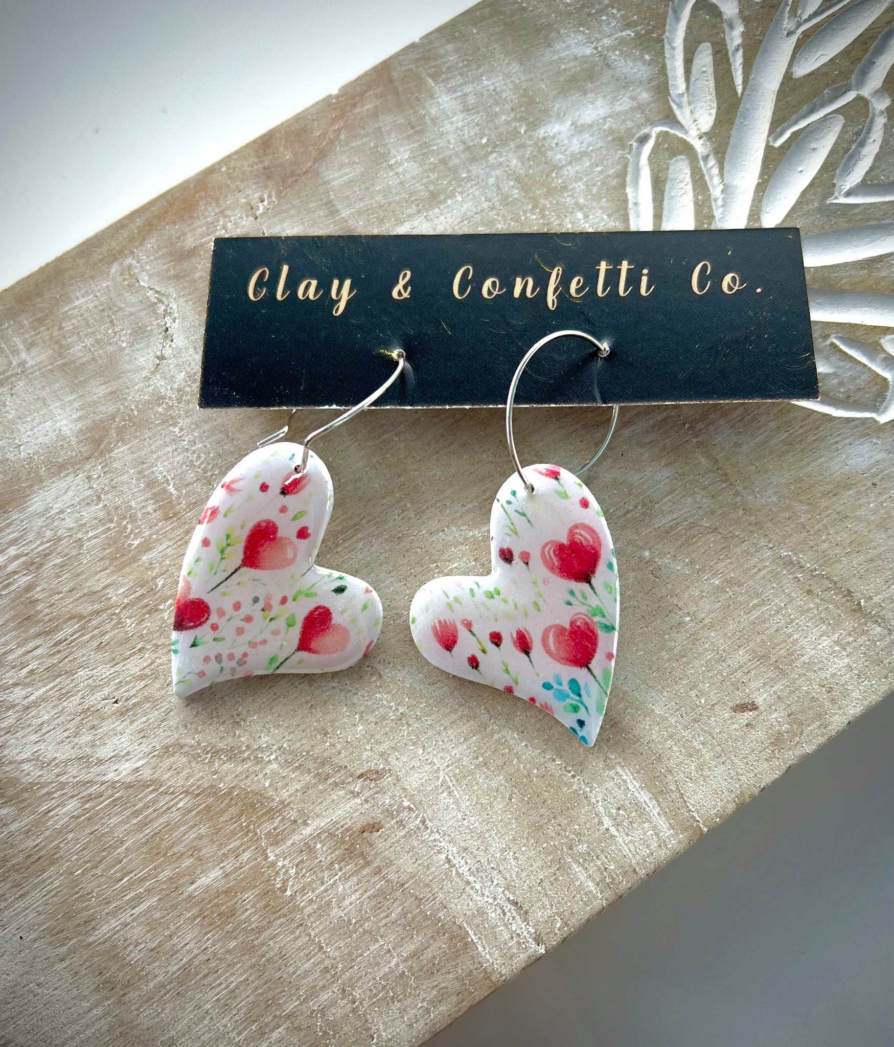 Red heart floral lolli pattern