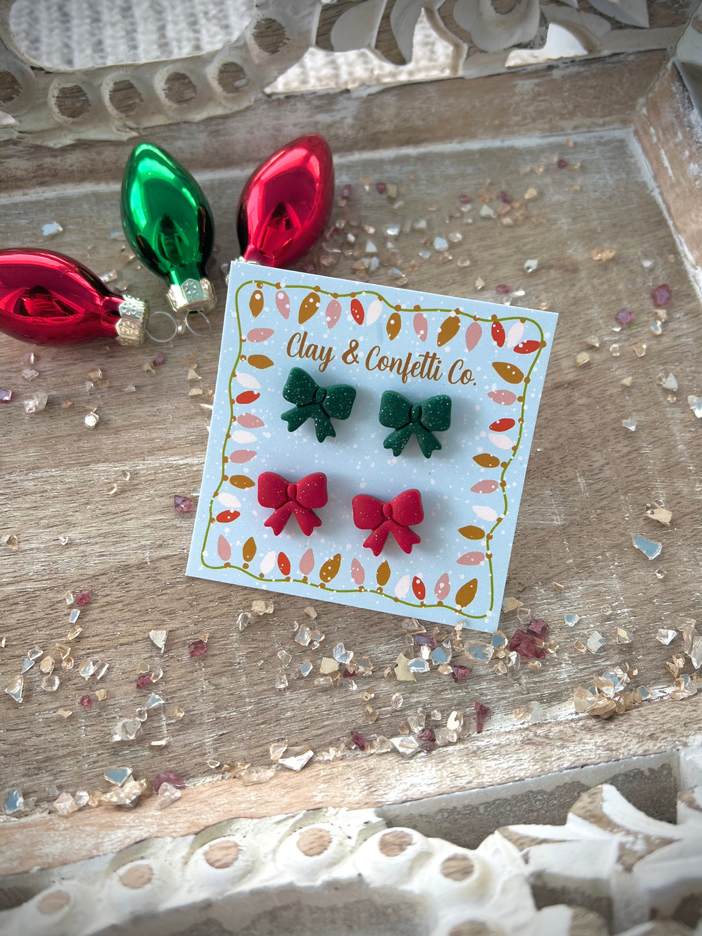 Red and green bow stud options