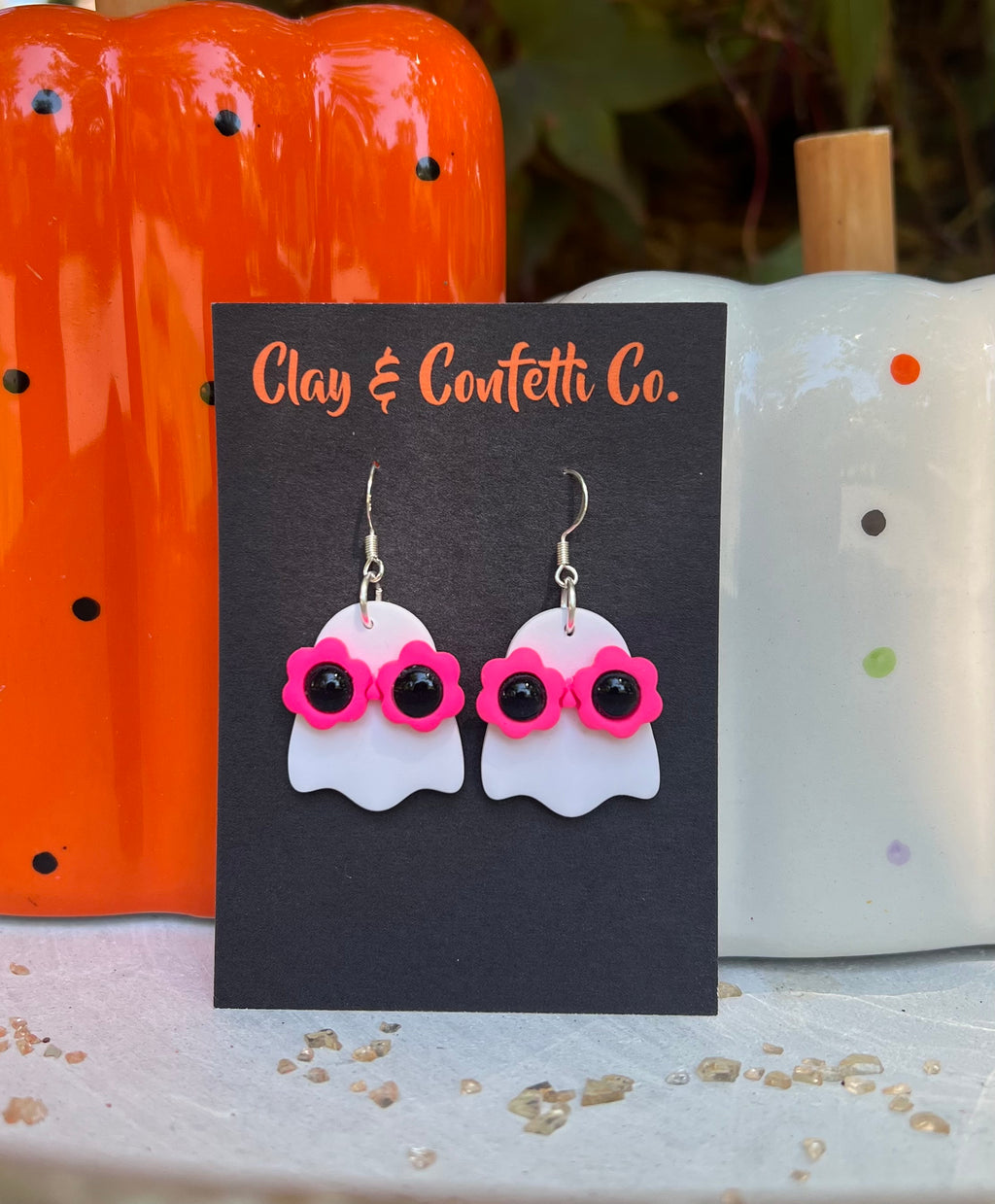 Groovin glasses ghosty