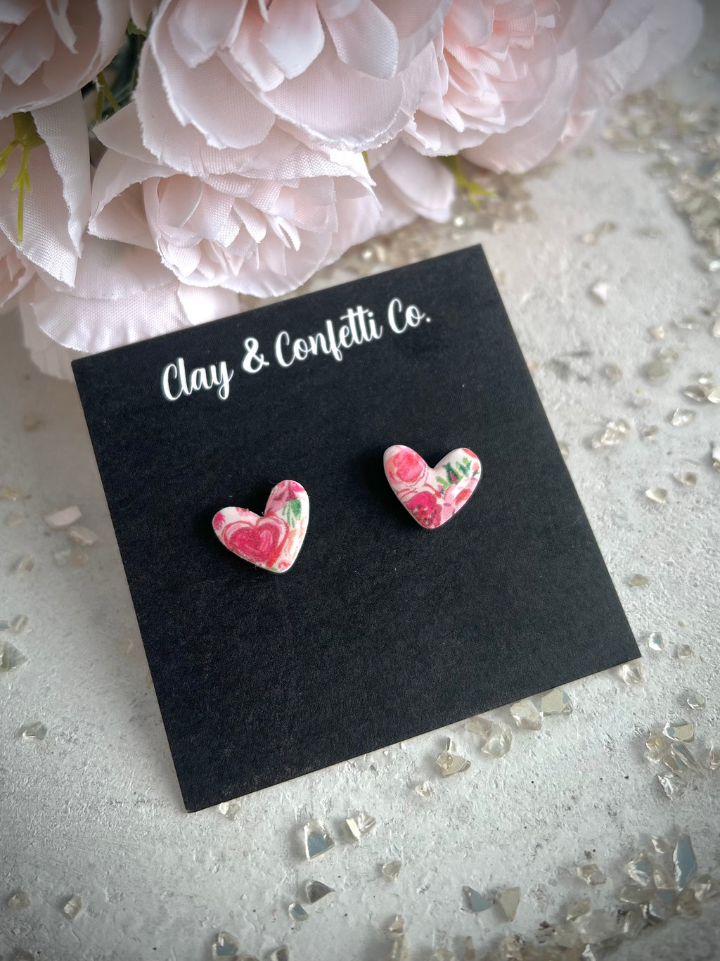 Cheerful Floral Heart Stud