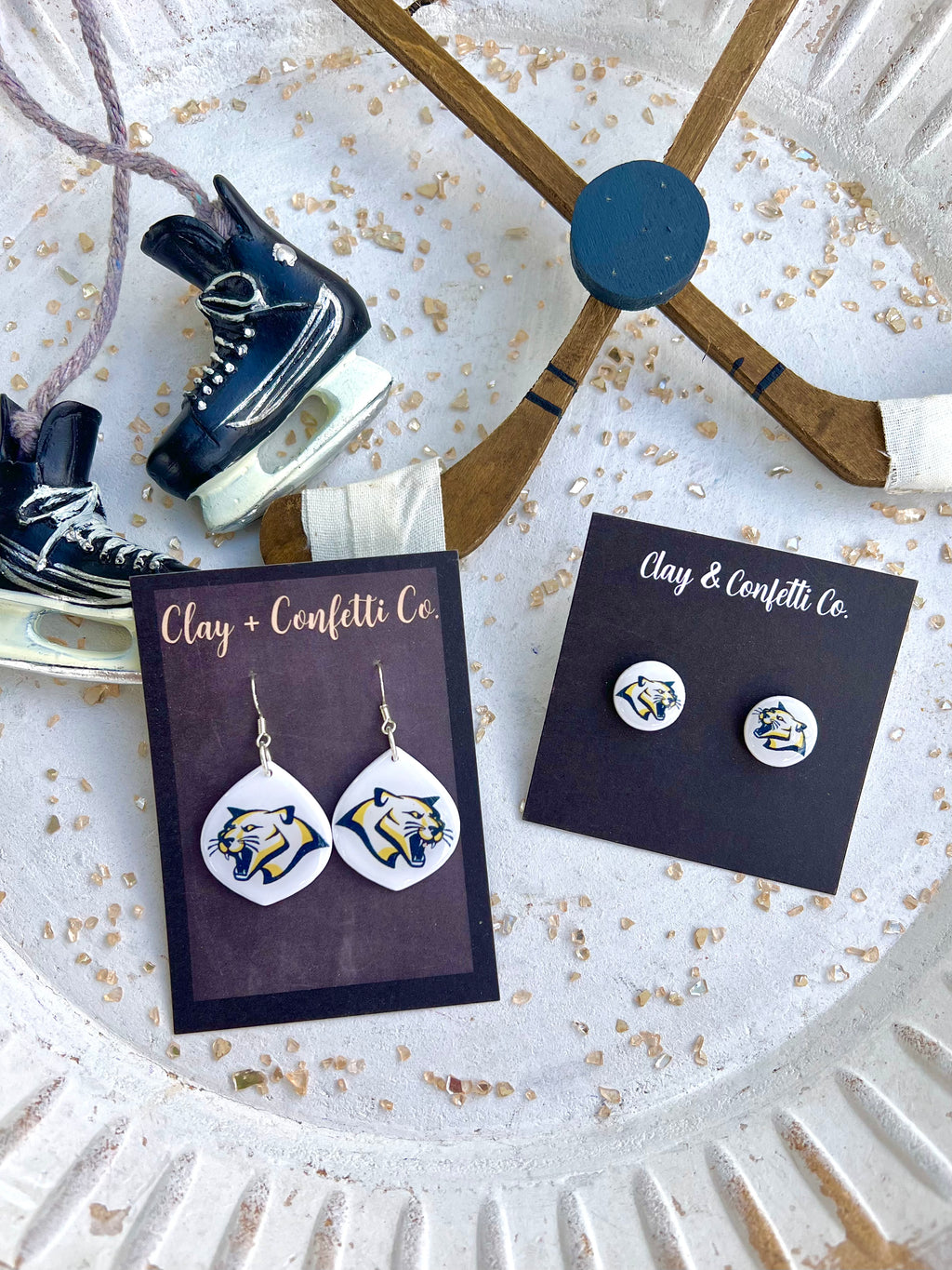 Camillus Cougar Hockey Swag