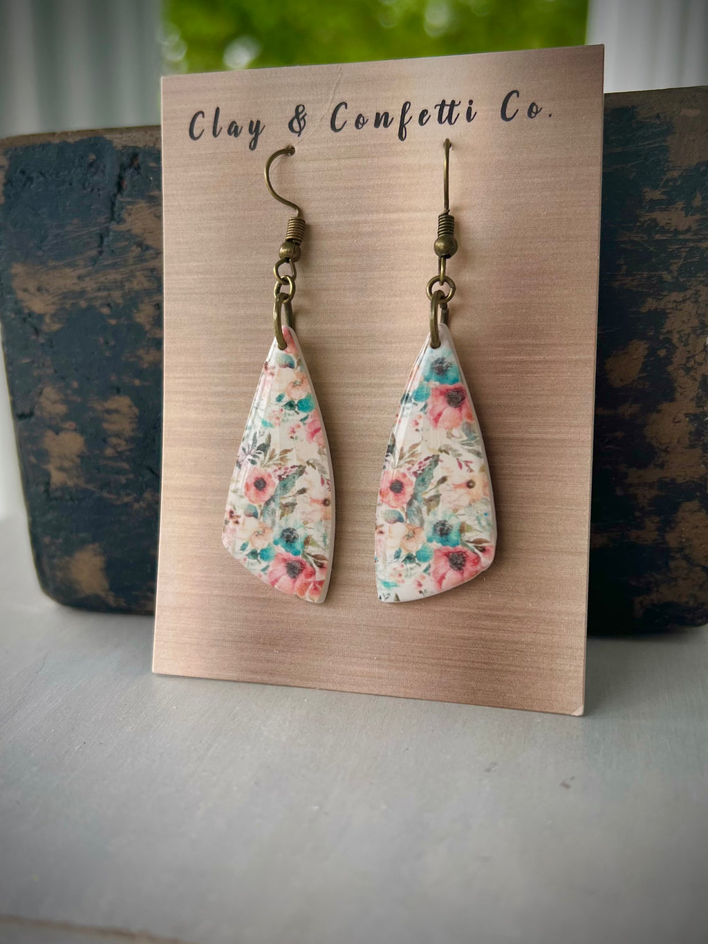 Southern Floral irregular triangle dangle