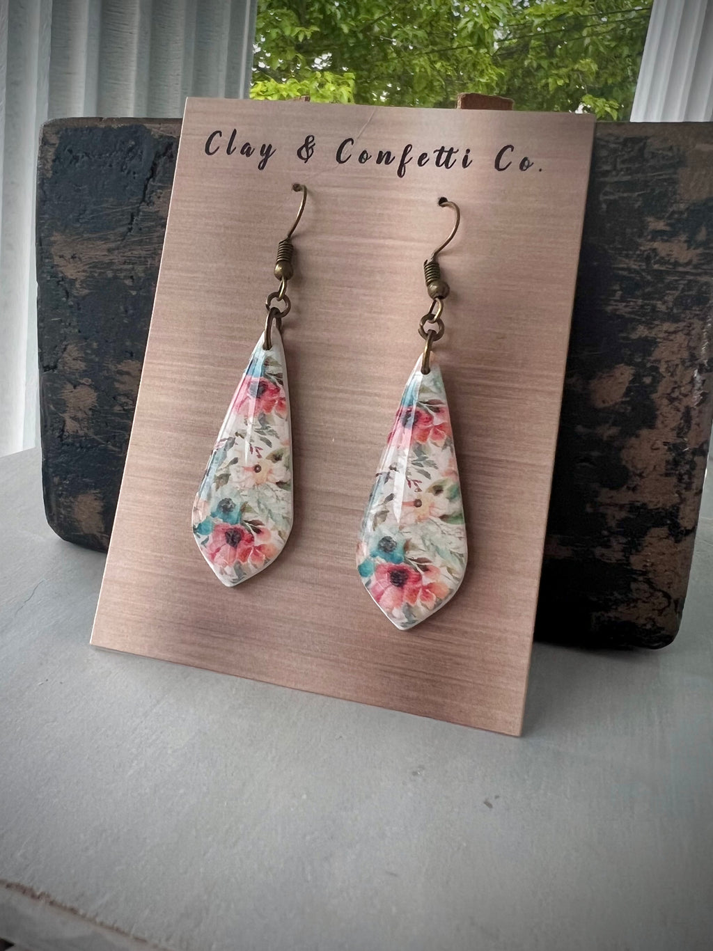 Southern Floral kite dangle