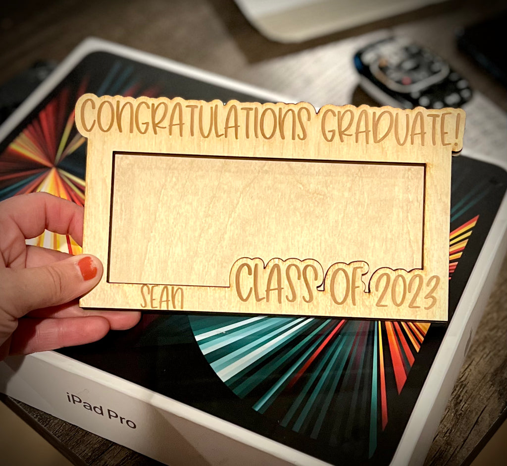 Graduation money holder