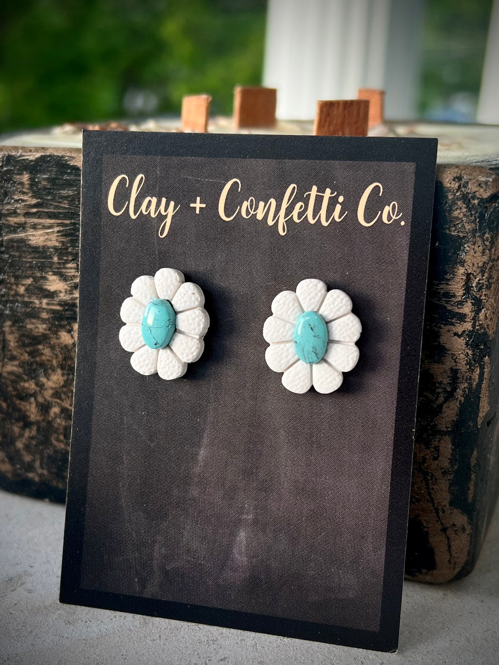 Turquoise marble center on white stud