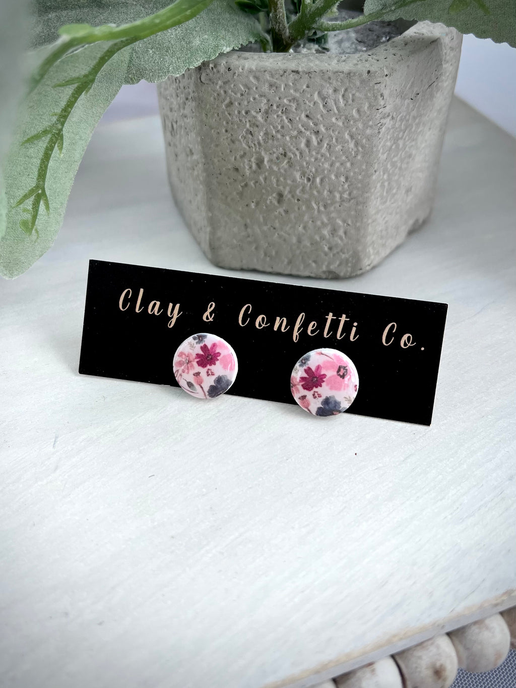 Bethany Floral round stud