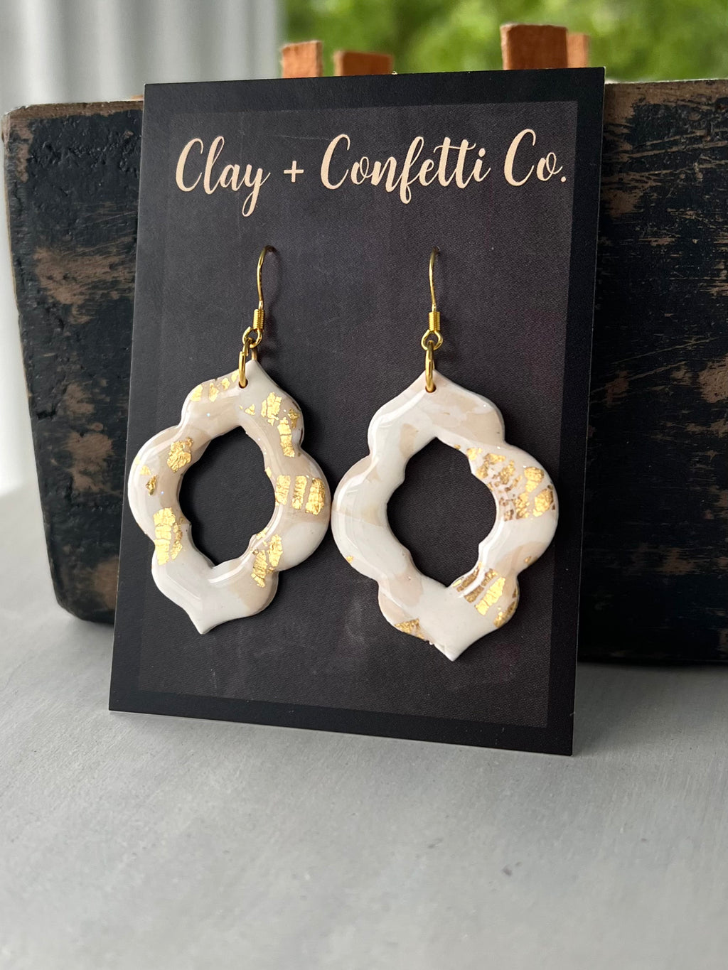 Creamy Moroccan dangle with gold fleck