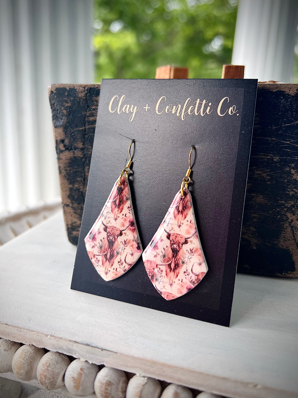 Highland cow large kite dangle