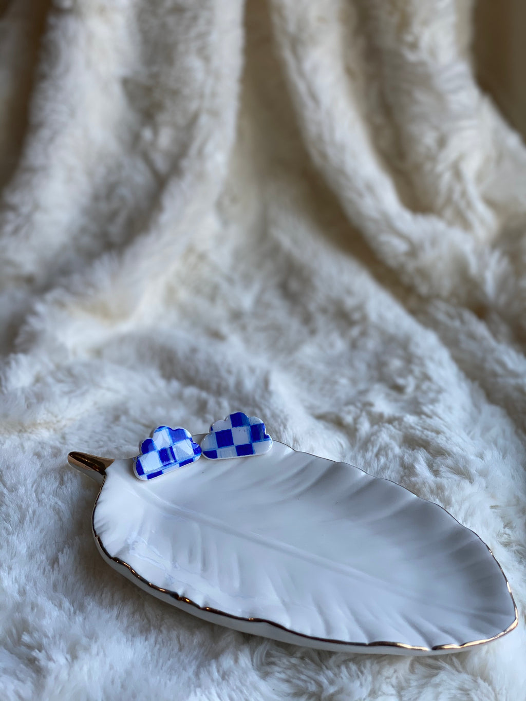 Cloud royal gambit