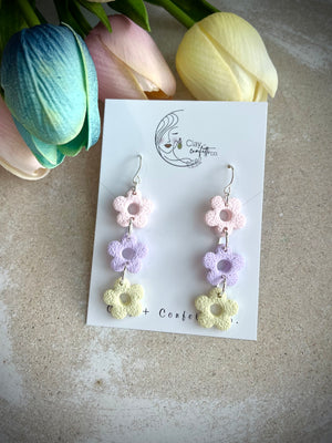 Textured 3 floral dangle