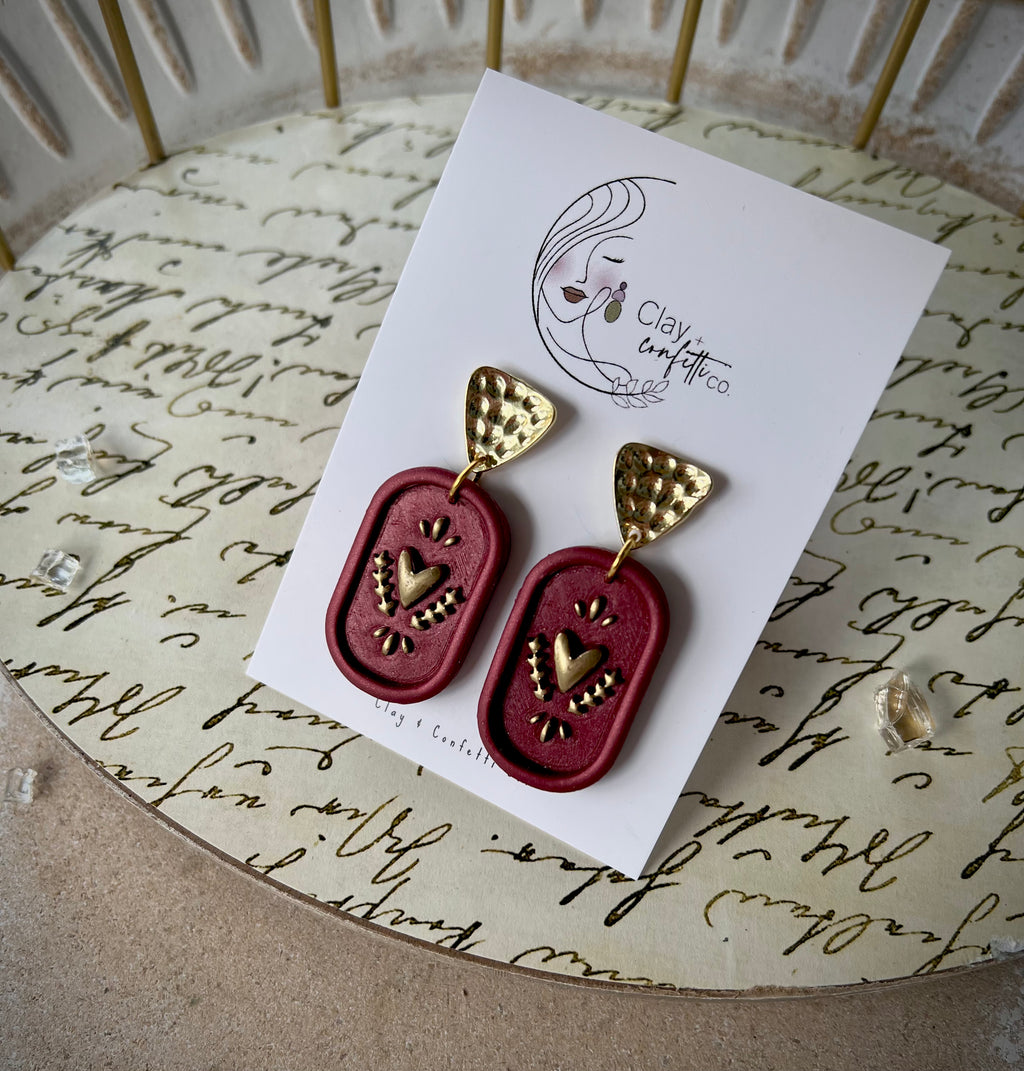 Hammered metal topper styles