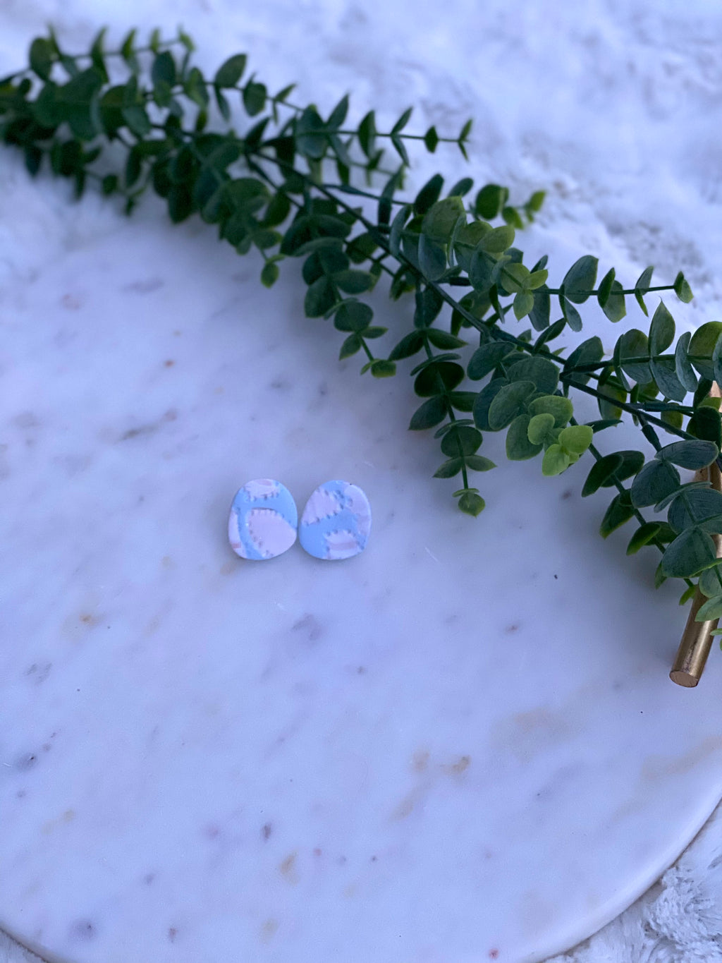 Cloud Statement Stud