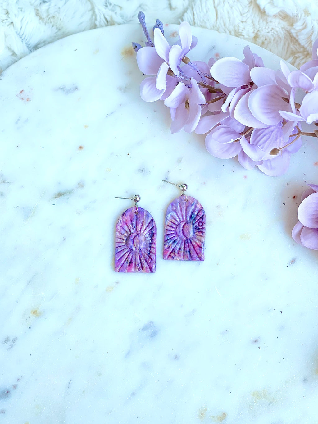 Pink swirl celestial arch