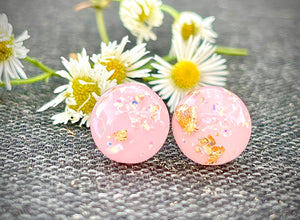 Pink with gold fleck stud