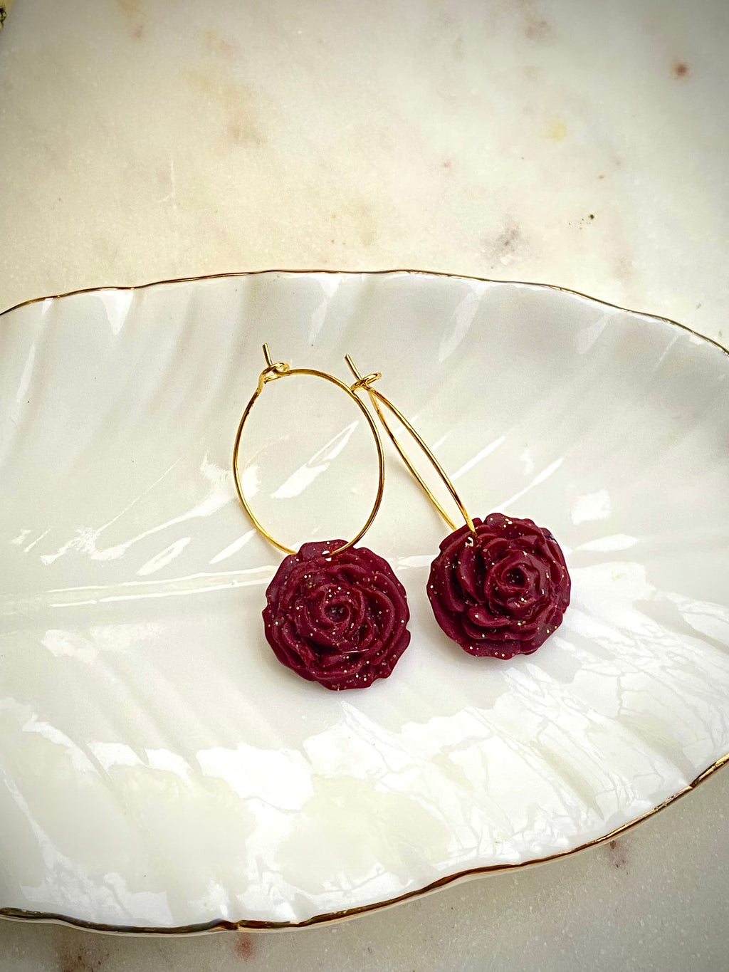 Dark red rose hoop
