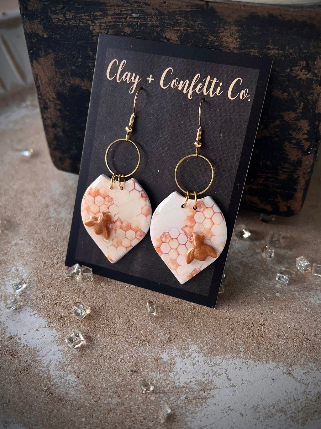 Featherly Honeycomb with Bee