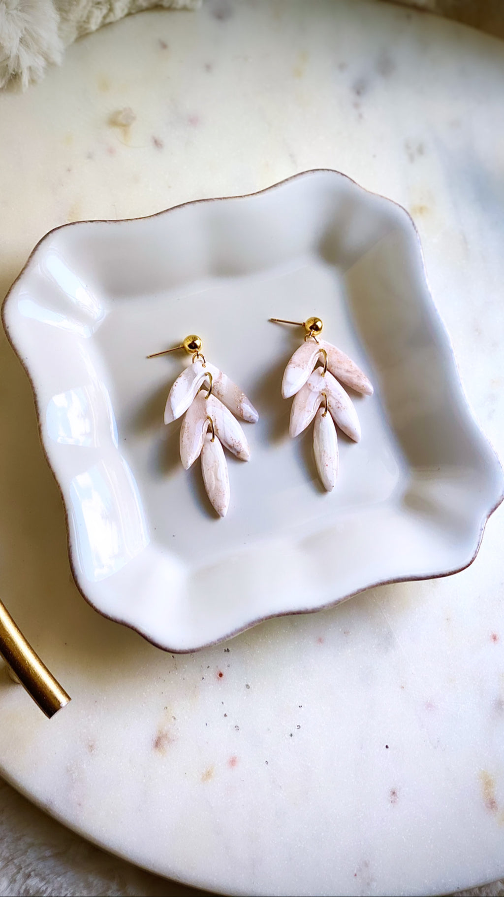 Creamy golden white translucent 3 piece dangle