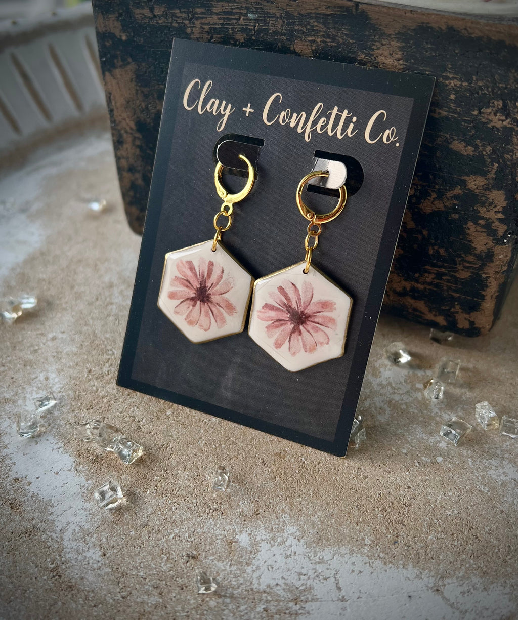 Soft and sweet hex on a huggie