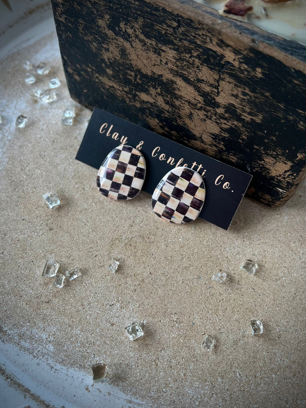 Queens Gambit Organic Stud