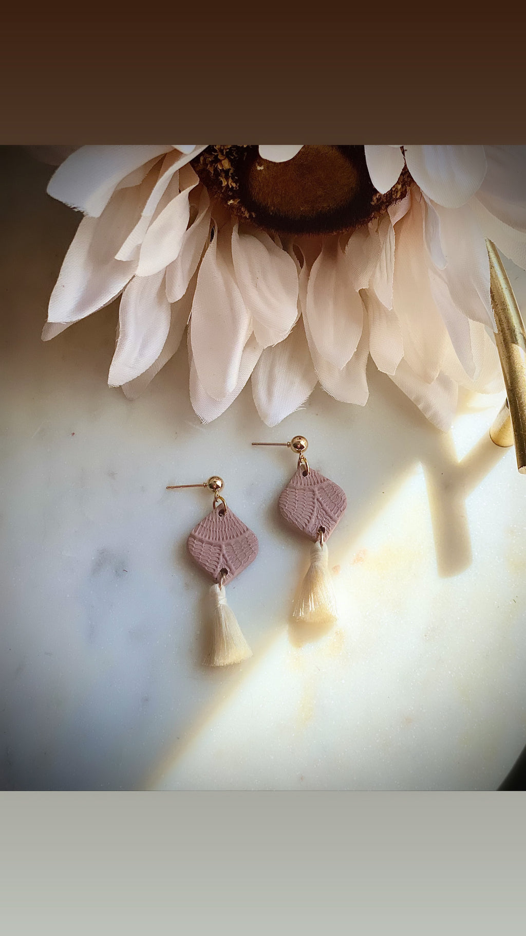 Lighter Mauve swirl tassel dangle