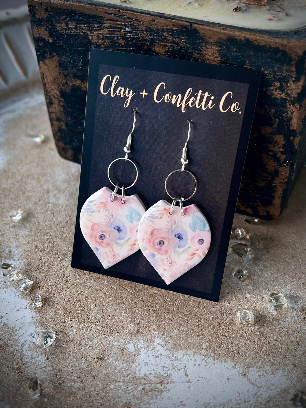 Pastel featherly dangle