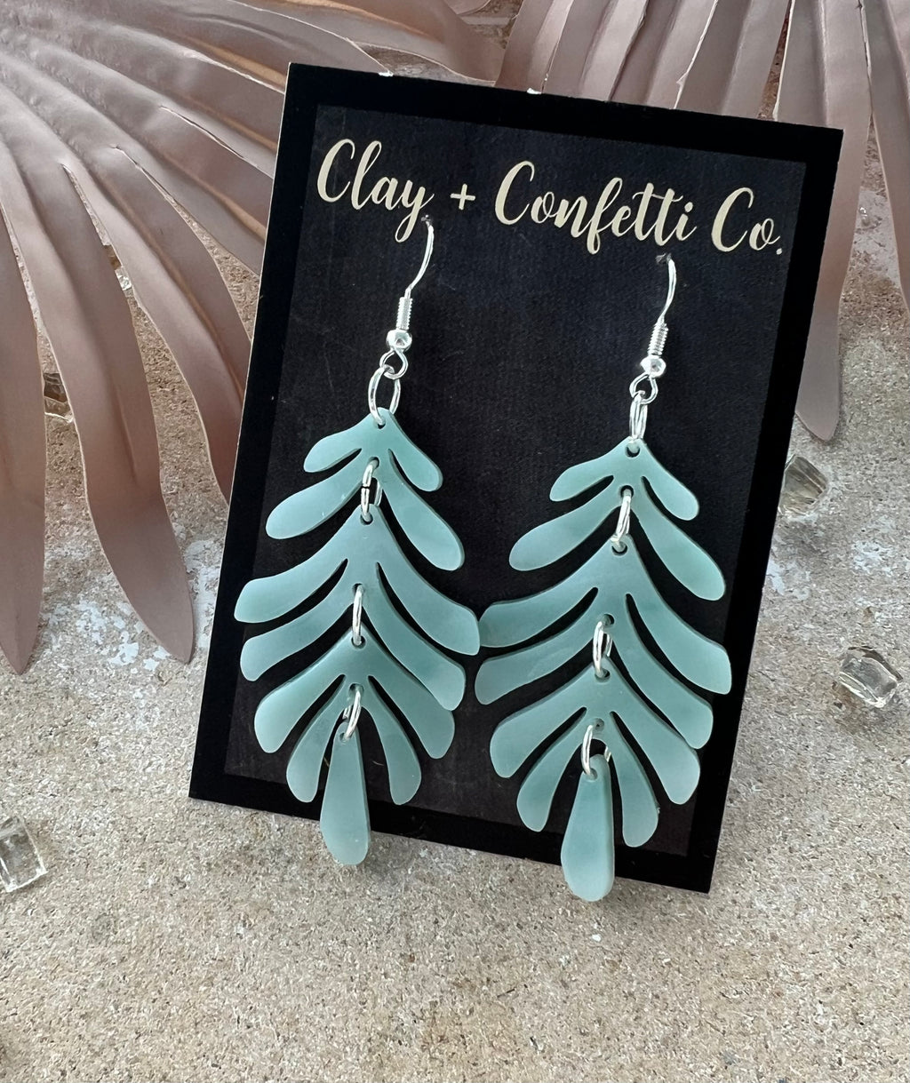 Fishbone Dangle in Seafoam/Aqua