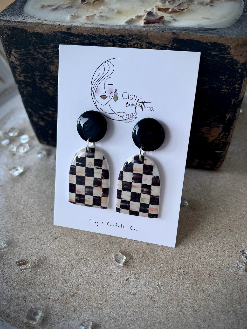 Queens Gambit Arch Dangle