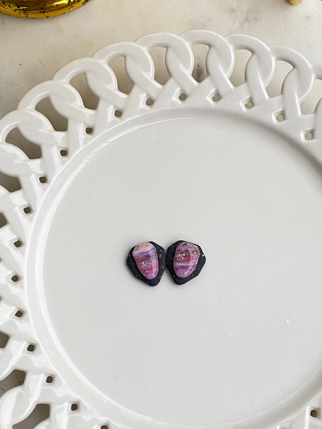 Purple Center Stone Black Stud
