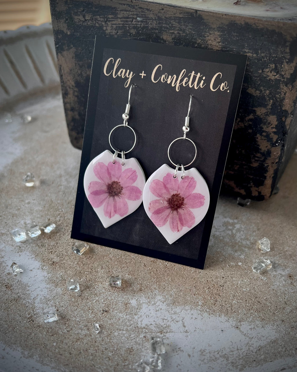 Light pink dried floral Featherly dangle