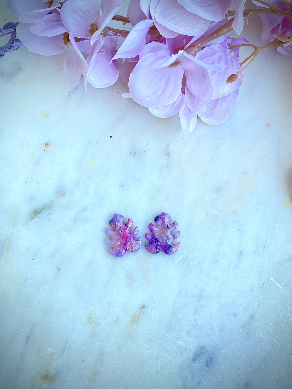Pink purple swirl monstera stud
