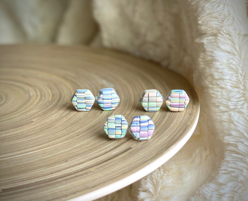 Bargello chunky stud