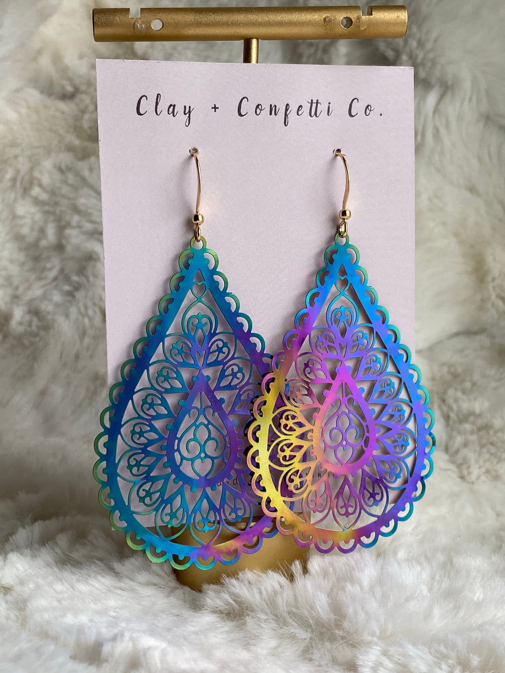 Scalloped Tear Drop Dangle