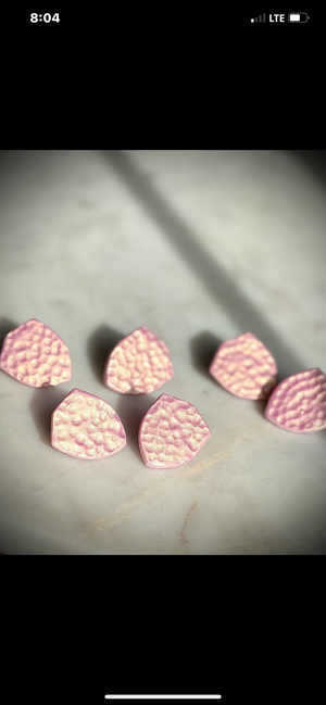 Hammered pink gold shield statement stud