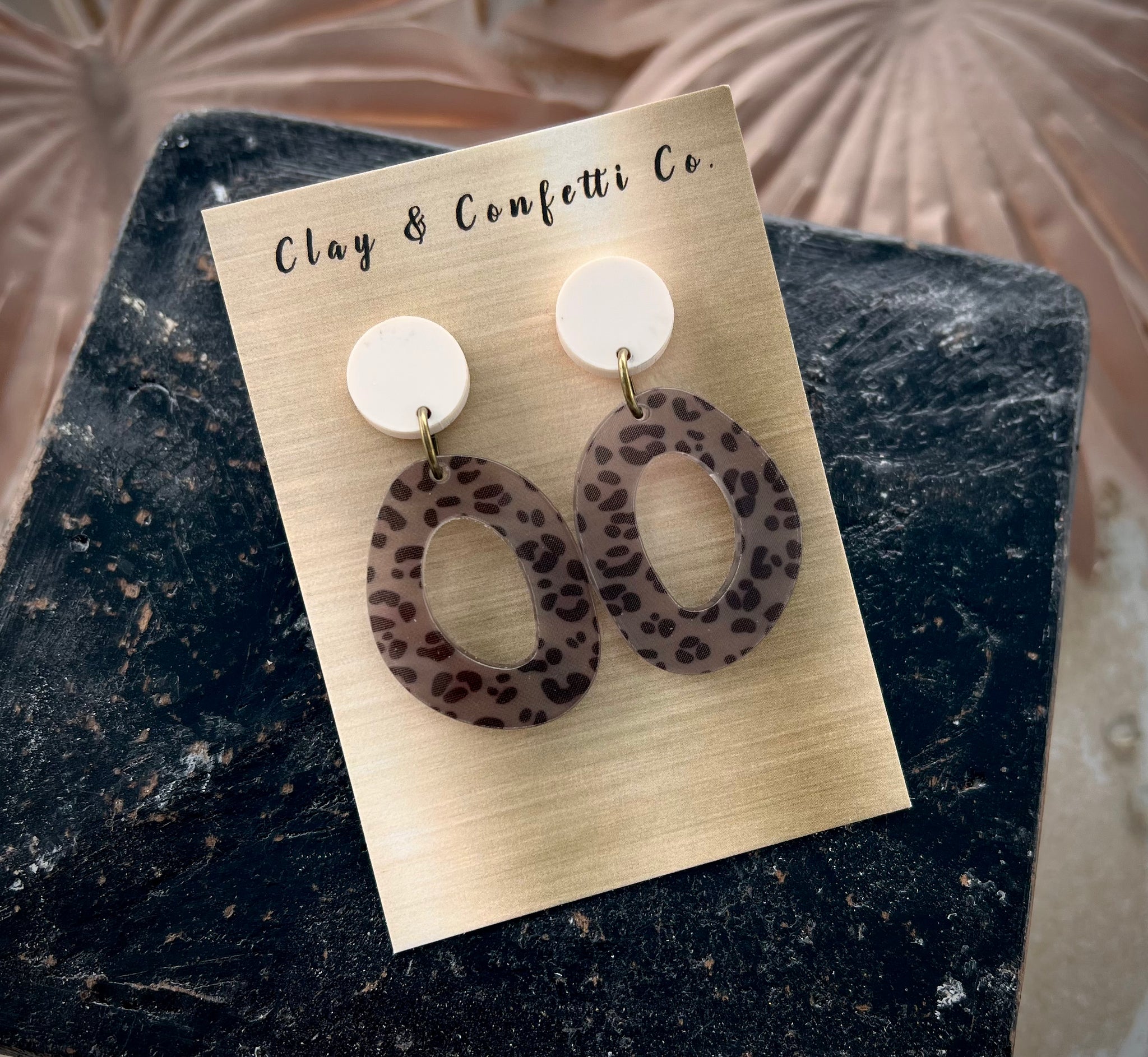 Organic With Circle Topper in Leopard